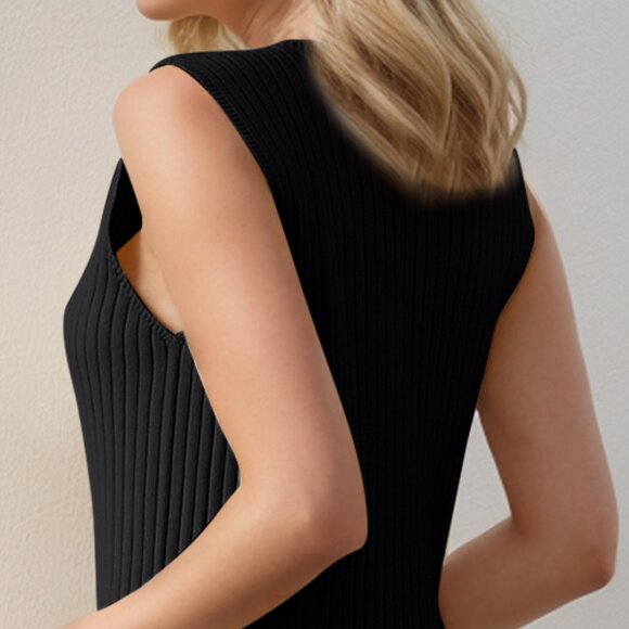 Split Round Neck Sleeveless Dress - Picture 9 of 13